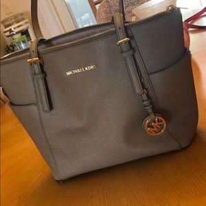 Michael Kors Jetsetter Tote
